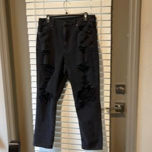 American eagle super distressed Mom jeans